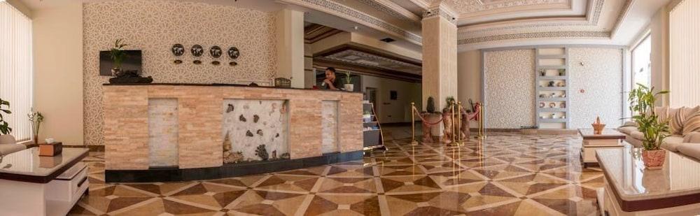 Farah Hotel Apartment Muscat Eksteriør billede