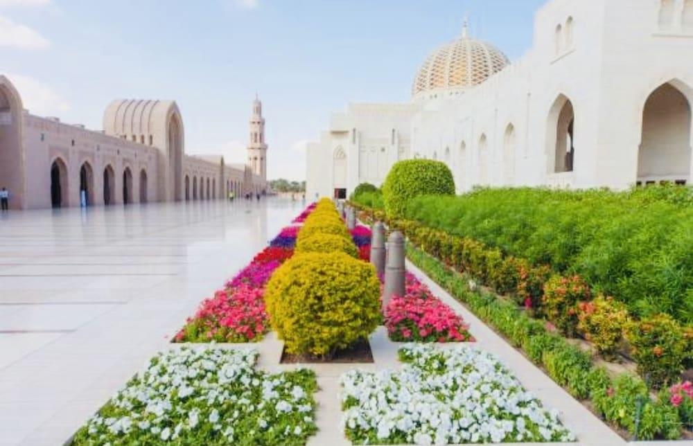 Farah Hotel Apartment Muscat Eksteriør billede