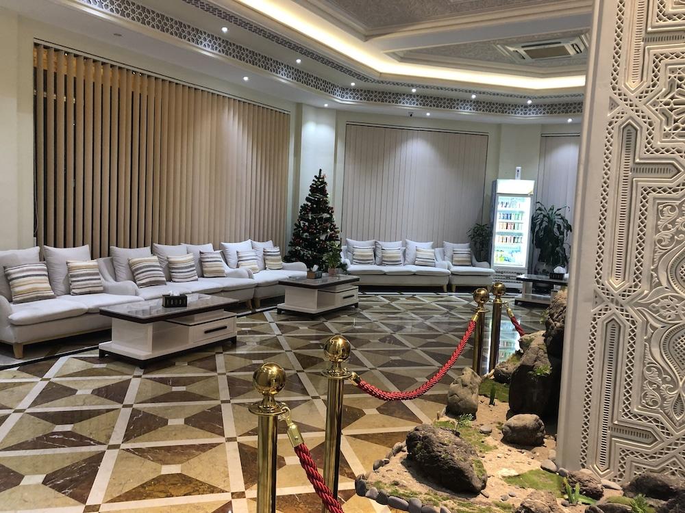 Farah Hotel Apartment Muscat Eksteriør billede